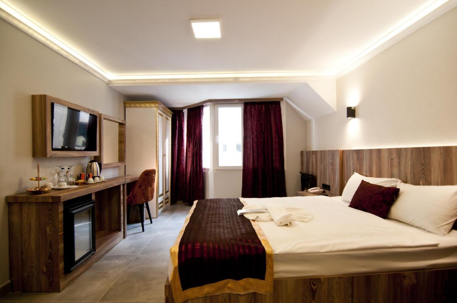 Vali Konak Hotel Istanbul Exterior photo