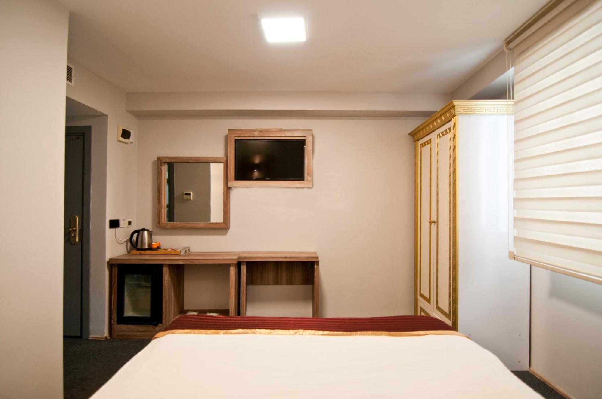 Vali Konak Hotel Istanbul Exterior photo