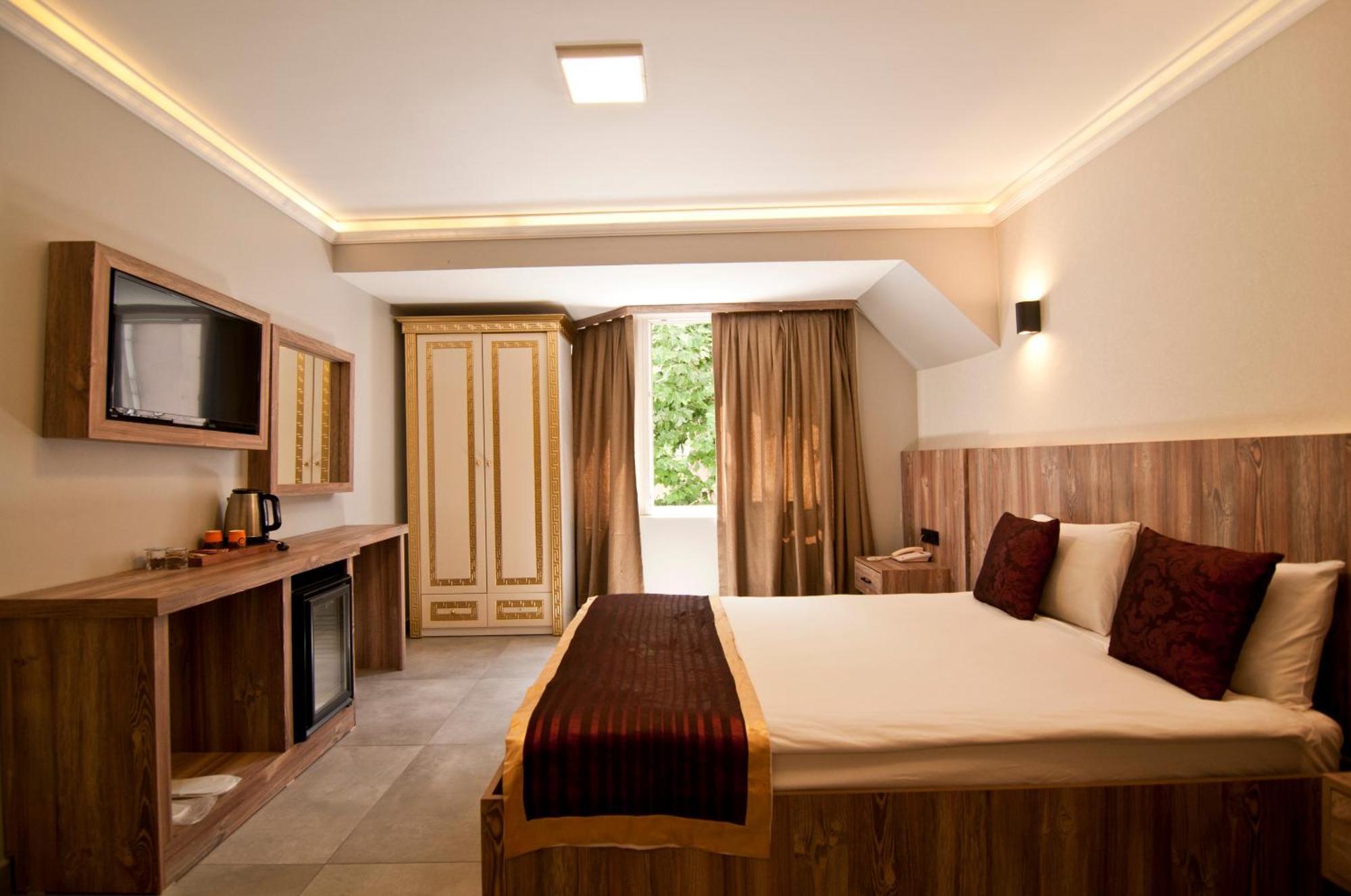 Vali Konak Hotel Istanbul Exterior photo